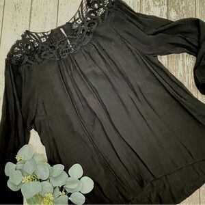 Lane Bryant Crochet Lace Long Sleeve Blouse